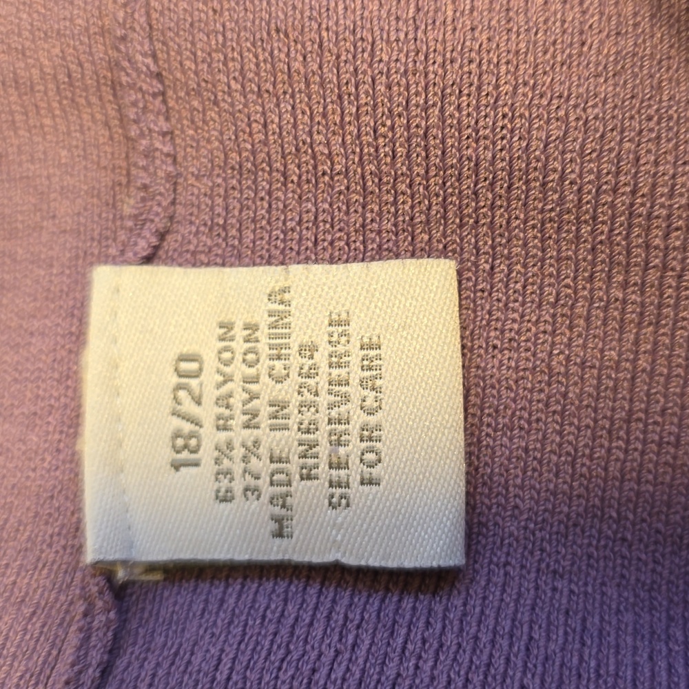 Dress Barn Tank Top Sweater Womens Size 18/20 Purple With Black Edging - Picture 7 of 8